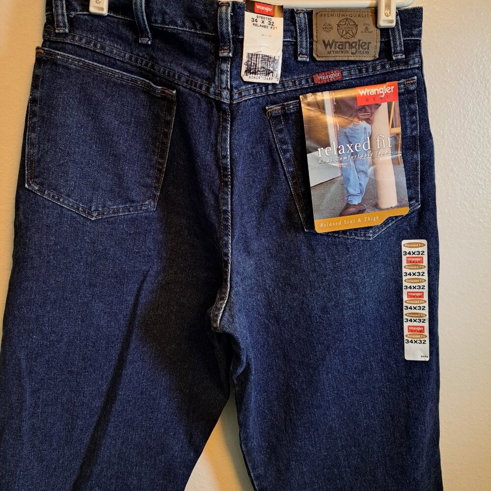 NWT Wrangler Hero Relaxed Fit Denim Jeans 97601ND Size 34Wx32L